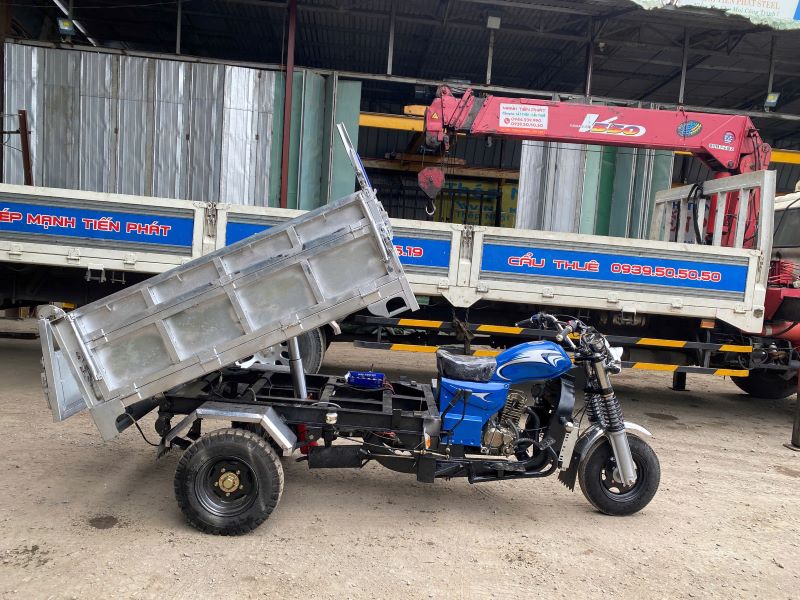 Xe ba gác Loncin có thiết kế đơn giản, khung thép chắc chắn, tùy loại sẽ có ben/không ben theo nhu cầu