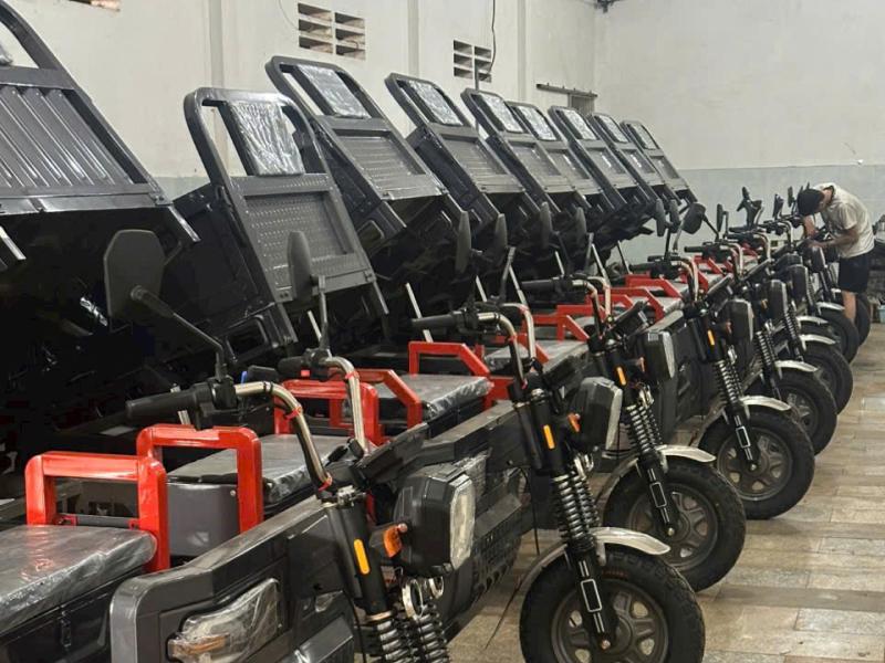 Xưởng xe lôi Tiến Phát cung cấp xe ba gác điện chất lượng, khung thép chắc chắn
