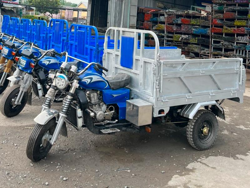 Mua bố thắng với giá ưu đãi, sử dụng bền tại Xưởng xe lôi Tiến Phát