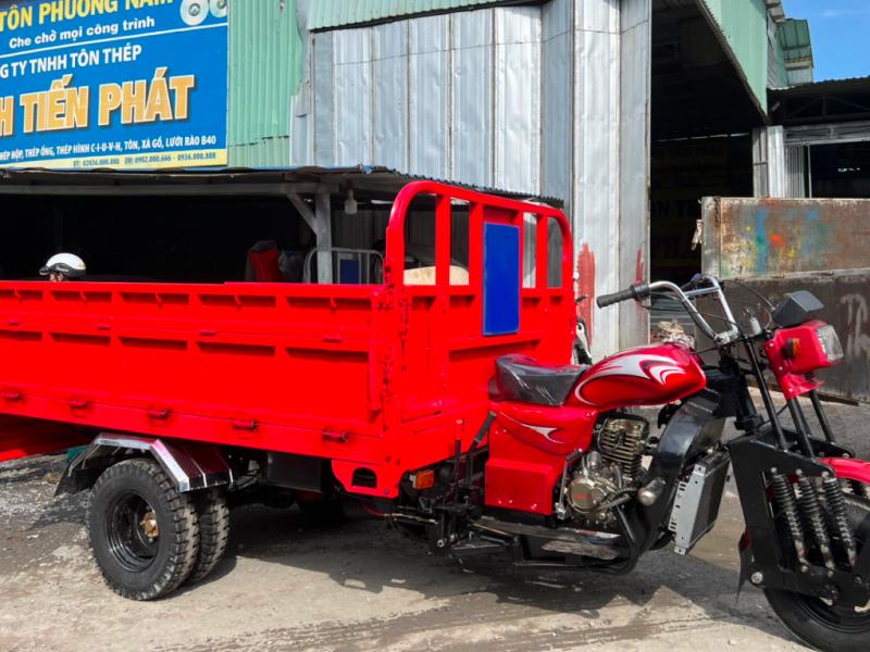 Xưởng xe lôi Tiến Phát bán bình xăng vuông đẹp, giá rẻ